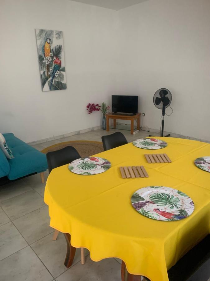 Sous Le Soleil Des Antilles Apartment Ducos Luaran gambar